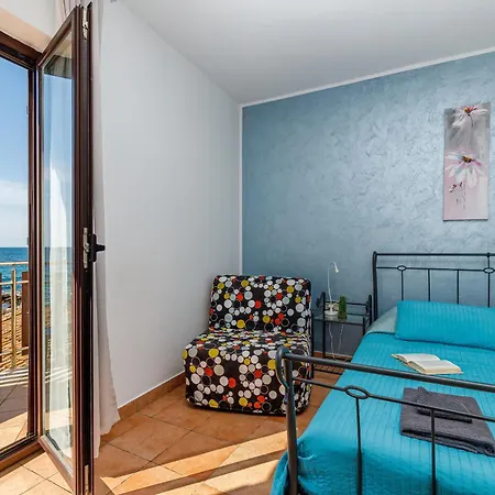 Cuvi Apartment *