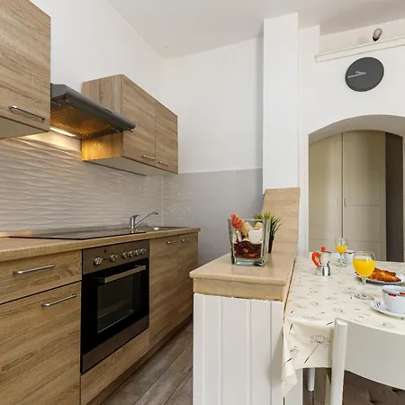 Cuvi Apartment *