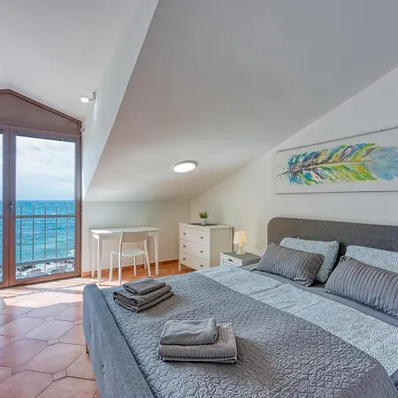 Cuvi Apartment