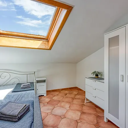 Cuvi Apartman *