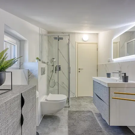 Apartment Cuvi