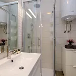 Cuvi Διαμέρισμα Ρόβινι